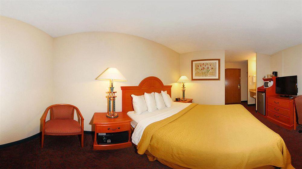 Quality Inn & Suites Lacey Olympia Ngoại thất bức ảnh